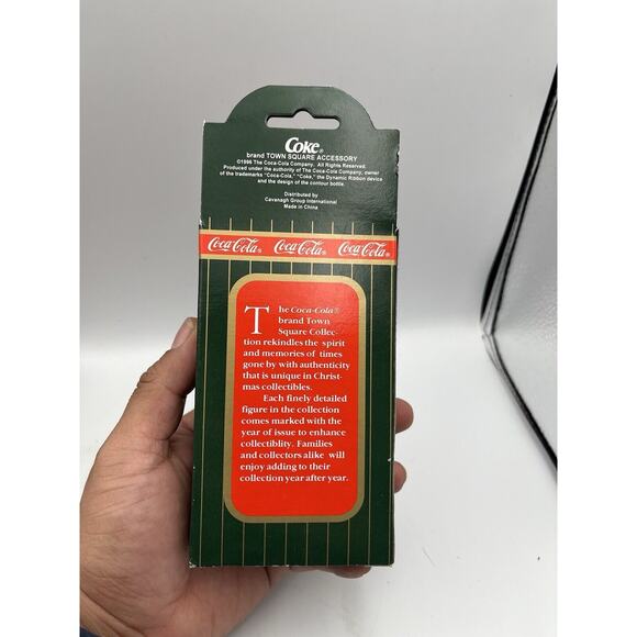 1996 Coca-Cola Town Square Collection Village Figure Pizza Delivery Man CG2418 - Picture 3 of 4